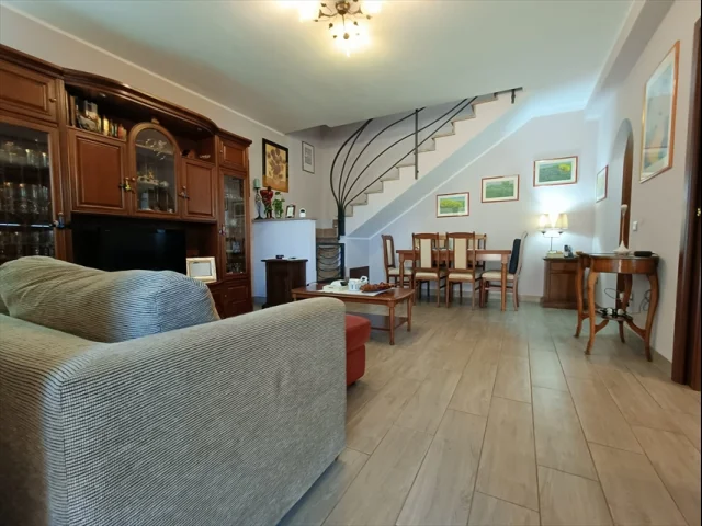 Appartamenti in Vendita - Villa in vendita a anzio cincinnato