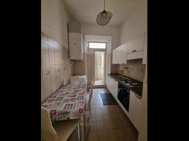 Appartamenti in Vendita - Appartamento in affitto a anzio centro storico