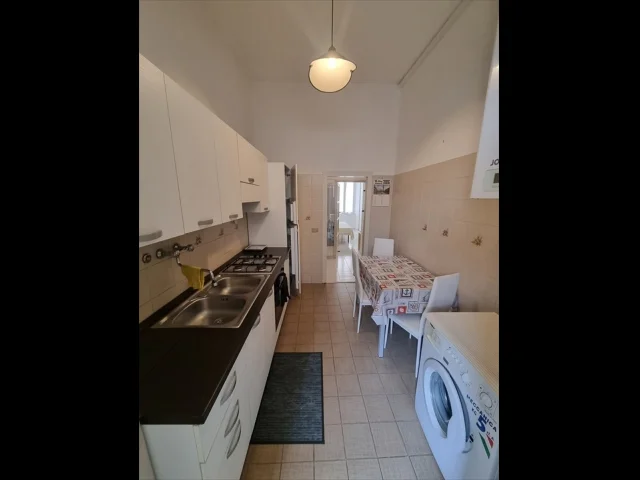 Appartamenti in Vendita - Appartamento in affitto a anzio centro storico