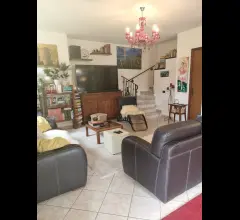 Appartamenti in Vendita - Villa in vendita a anzio lavinio