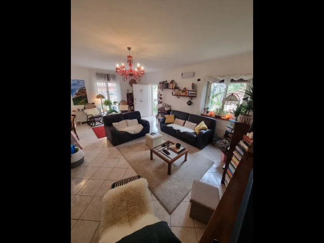 Appartamenti in Vendita - Villa in vendita a anzio lavinio