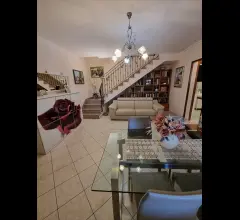 Appartamenti in Vendita - Villa in vendita a anzio lavinio