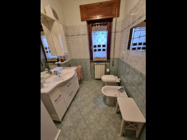 Appartamenti in Vendita - Villa in vendita a anzio lavinio