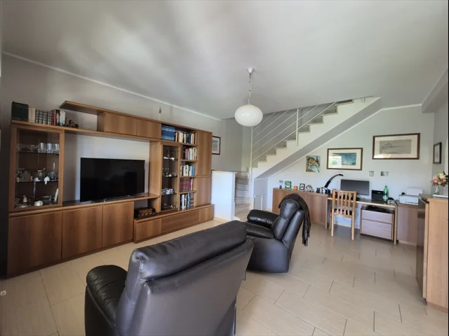 Appartamenti in Vendita - Villa in vendita a anzio cincinnato