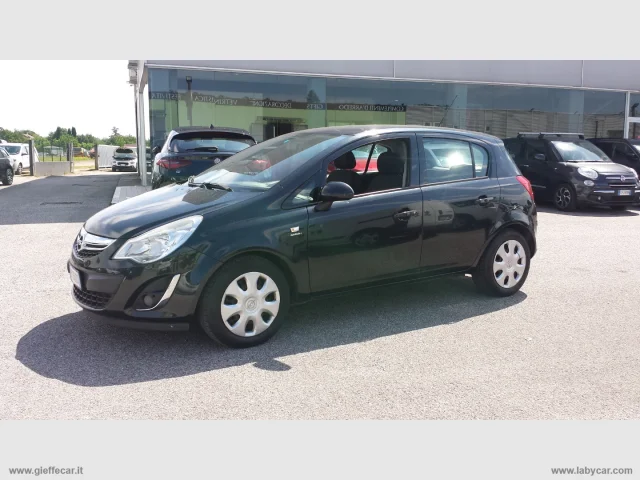 Auto - Opel corsa 1.2 85 cv 5p. gpl-tech edition