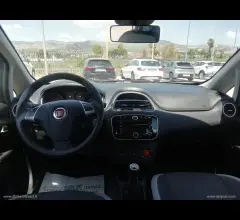 Auto - Fiat punto 1.4 8v 3p. easypower lounge