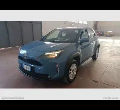 Auto - Toyota yaris cross 1.5 hybrid 5p. e-cvt busin.