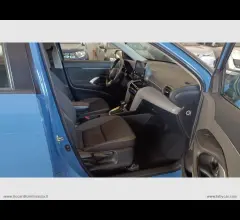 Auto - Toyota yaris cross 1.5 hybrid 5p. e-cvt busin.