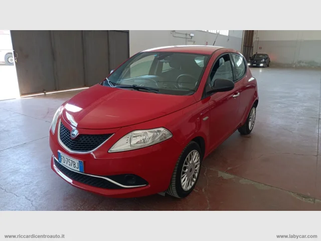 Lancia ypsilon 1.2 69 cv 5p. s&s silver