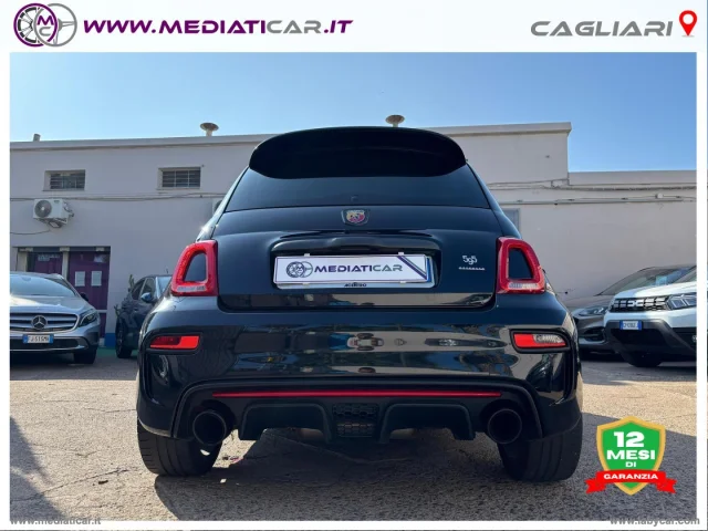 Auto - Abarth 595 1.4 turbo t-jet 180 cv esseesse