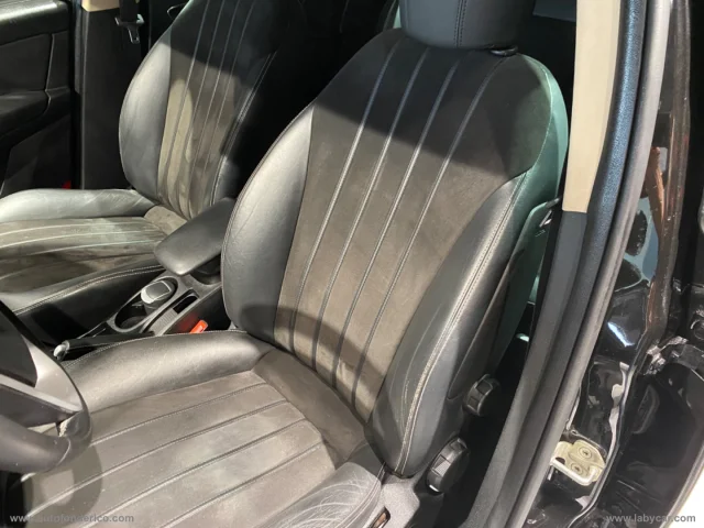 Auto - Lancia delta 1.4 t-jet 120 cv plat. ecochic gpl