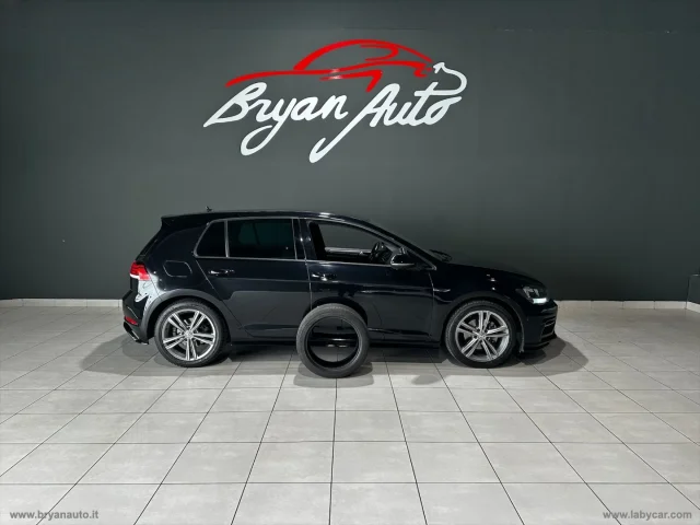 Auto - Volkswagen golf 1.5 tsi act dsg 5p. r-line bmt