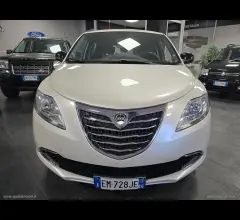 Auto - Lancia ypsilon 1.2 69 cv 5p. s&s platinum