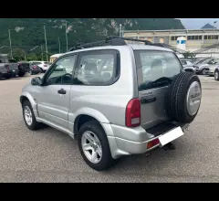 Auto - Suzuki grand vitara 1.6i 16v 3p.