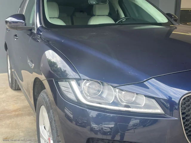 Auto - Jaguar f-pace 2.0 d 180 cv awd aut. prestige