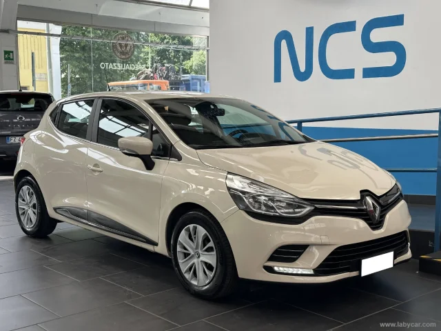 Auto - Renault clio dci 8v 90 cv s&s 5p. energy intens