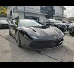 Auto - Ferrari 488 gtb