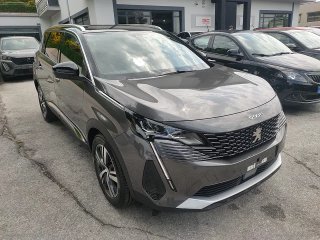 Auto - Peugeot 5008 puretech turbo 130 s&s allure pack