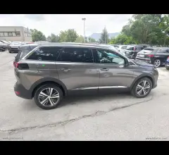 Auto - Peugeot 5008 puretech turbo 130 s&s allure pack
