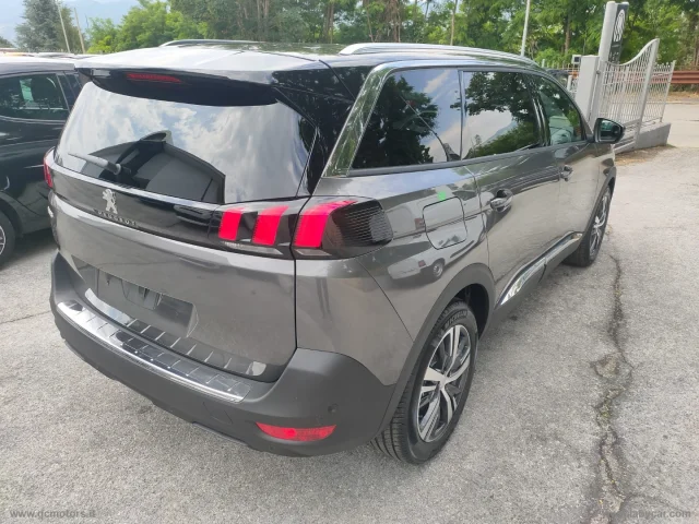 Auto - Peugeot 5008 puretech turbo 130 s&s allure pack
