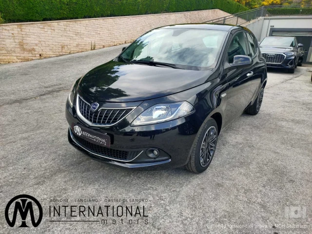 Lancia ypsilon 1.0 firefly 5p.s&s hybryd gold