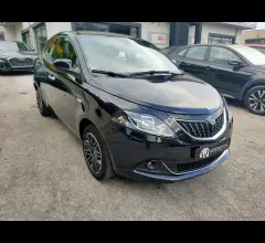 Auto - Lancia ypsilon 1.0 firefly 5p.s&s hybryd gold