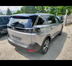 Auto - Peugeot 5008 puretech turbo 130s&s eat8 all.pack