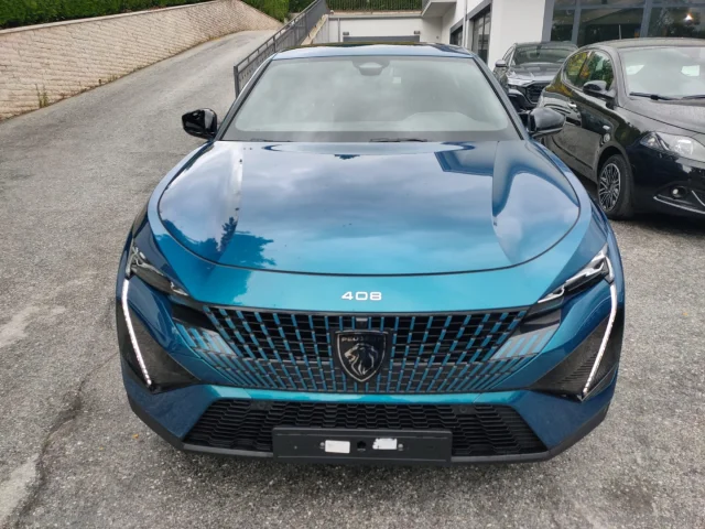 Auto - Peugeot 408 puretech 130 s&s eat8 gt