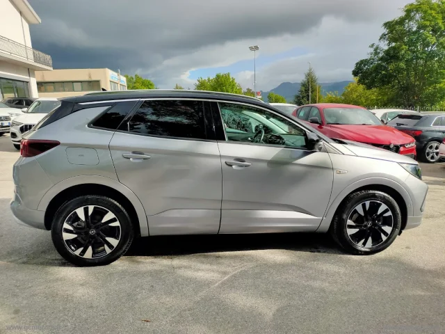 Auto - Opel grandland 1.5 d ecotec aut. ultimate