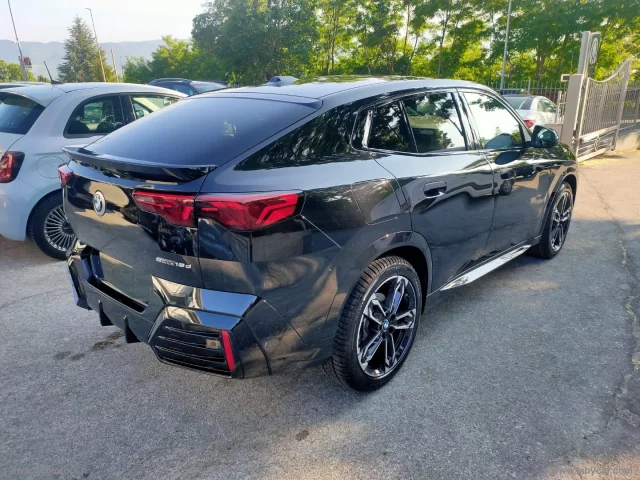 Auto - Bmw x2 sdrive18d msport