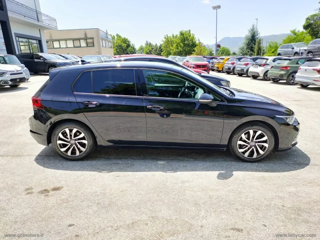 Auto - Volkswagen golf 2.0 tdi 150 cv dsg scr style