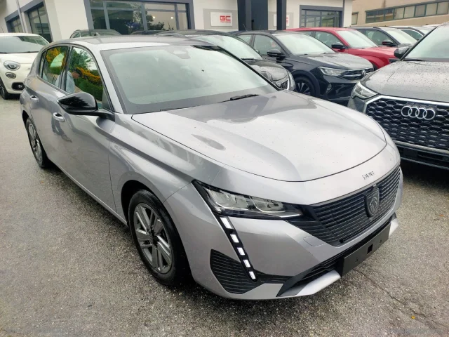 Auto - Peugeot 308 puretech turbo 130 s&s active pack