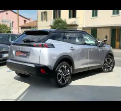 Auto - Peugeot 2008 bluehdi 130 s&s eat8 gt line