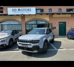 Jeep avenger 1.2 turbo mhev summit
