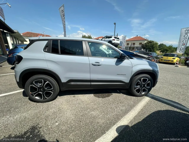 Auto - Jeep avenger 1.2 turbo mhev summit