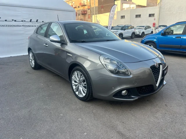 Auto - Alfa romeo giulietta 1.6 jtdm 120 cv