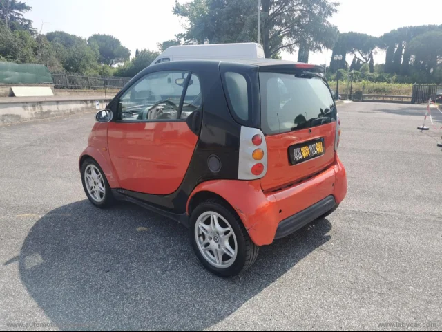 Auto - Smart fortwo coupé passion cdi
