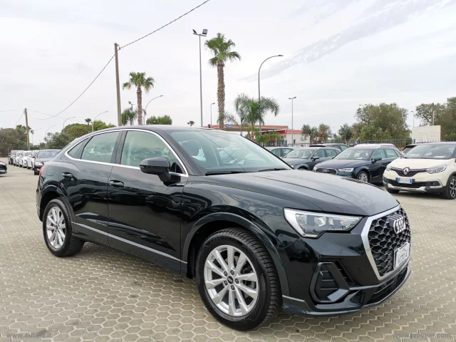 Auto - Audi q3 sportback 35 2.0 tdi s-tronic business plus