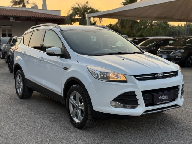 Ford kuga 2.0 tdci 120 cv s&s 2wd business