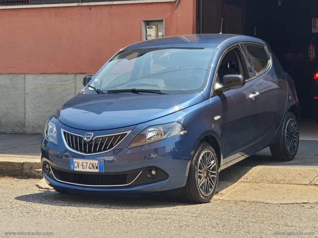 Auto - Lancia ypsilon 1.2 69 cv 5p. gpl ecochic