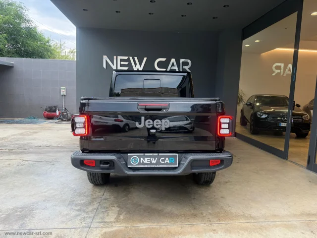 Auto - Jeep gladiator 3.0 diesel v6 launch edition