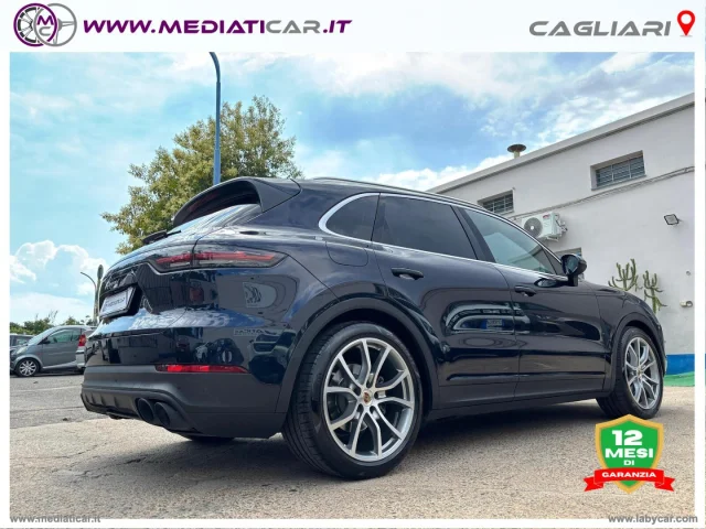 Auto - Porsche cayenne 3.0 v6