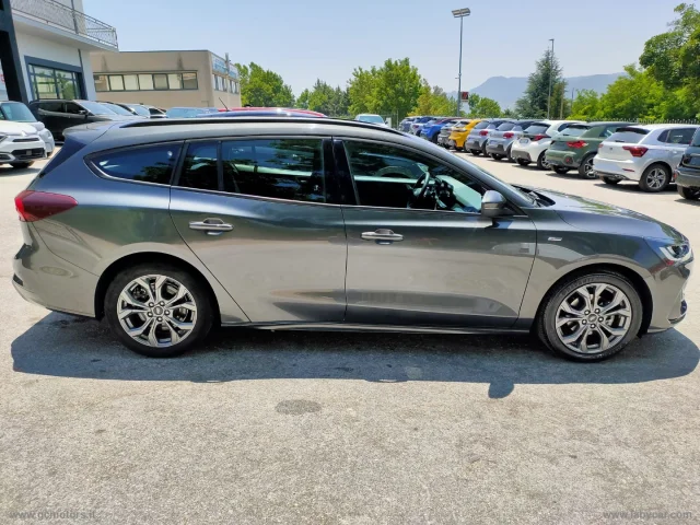 Auto - Ford focus 1.0 ecob.hyb.125cv pow.sw st-l.sty