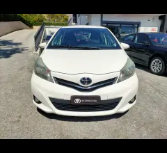 Auto - Toyota yaris 1.0 5p. lounge