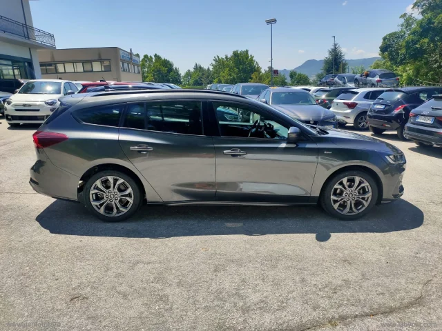 Auto - Ford focus 1.0 ecob.hyb.125cv pow.sw st-l.sty