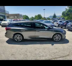 Auto - Ford focus 1.0 ecob.hyb.125cv pow.sw st-l.sty