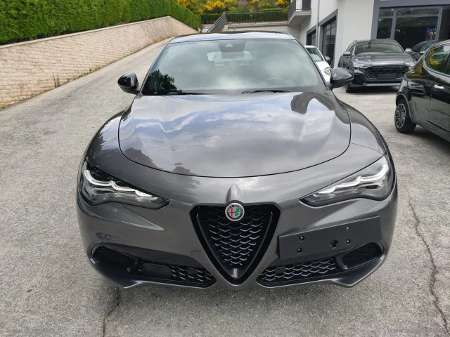 Auto - Alfa romeo stelvio 2.2 t.d. 160cv at8 rwd sprint