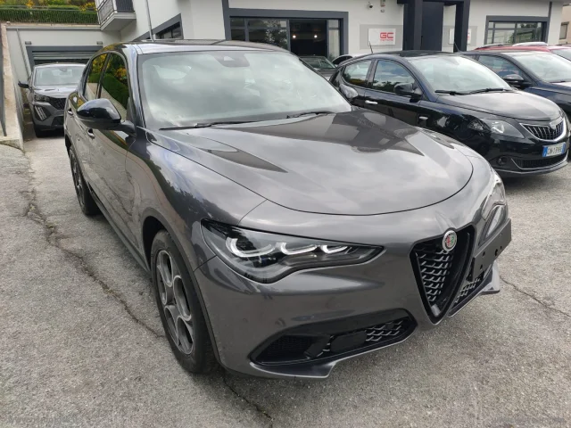 Auto - Alfa romeo stelvio 2.2 t.d. 160cv at8 rwd sprint