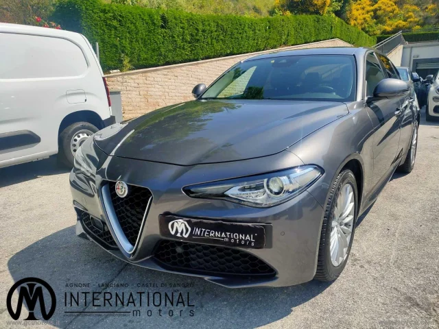 Alfa romeo giulia 2.2 td 160 cv super