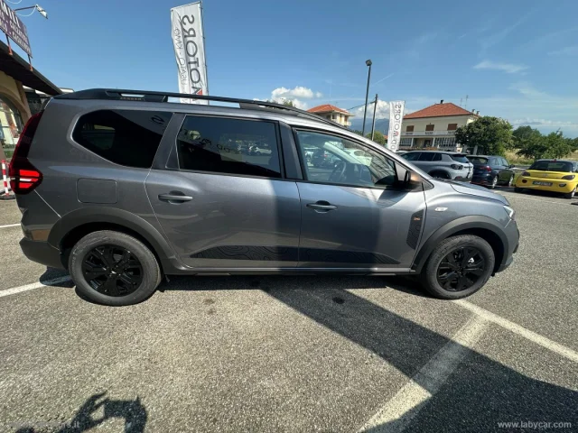 Auto - Dacia jogger 1.6 hybrid 140 5 posti extreme